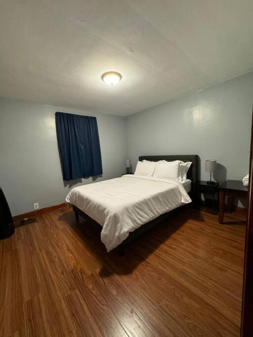 Comfy Getaway At Falls! Appartement Niagarawatervallen Buitenkant foto